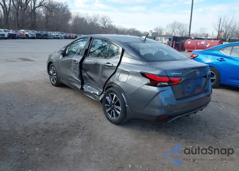 2025 Nissan Versa 1.6 Sv z USA, uszkodzony, nr VIN 3N1CN8EV3SL904788